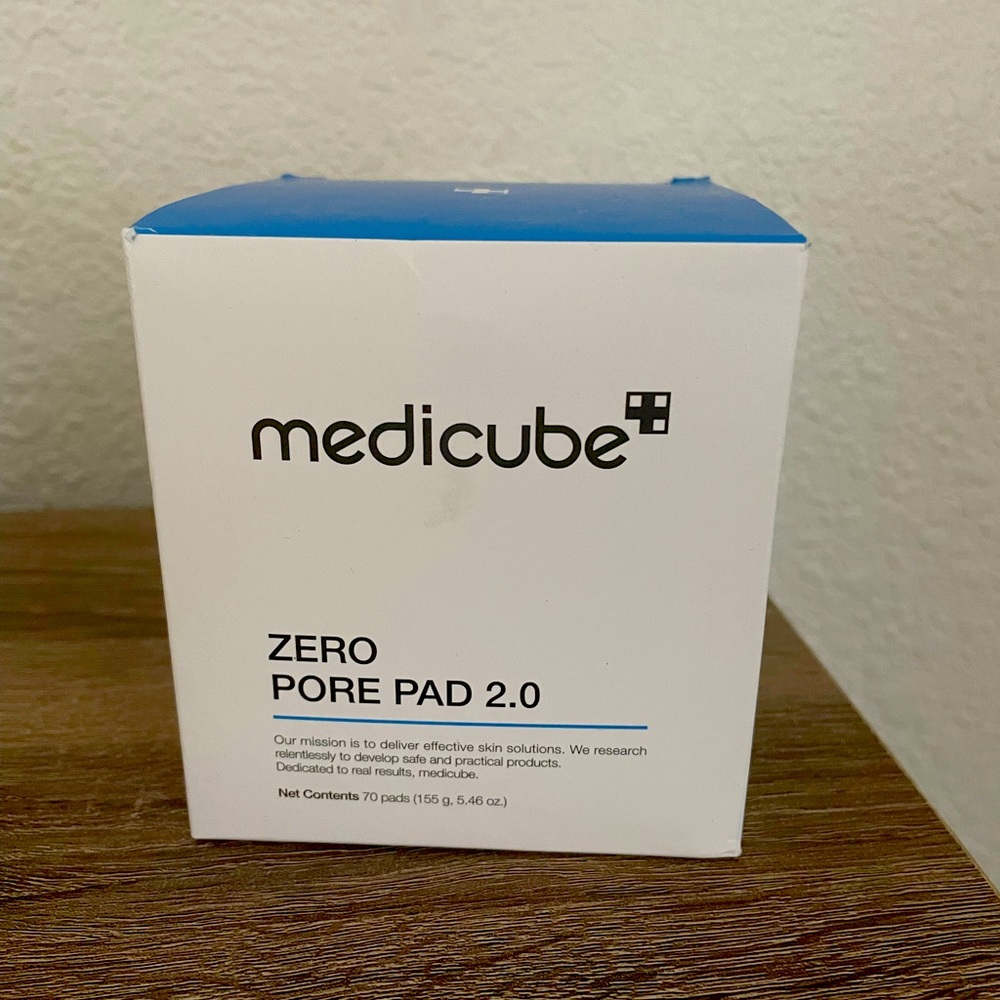 Medicube zero pore pad 2.0
